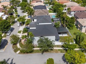17956 SW 35th Dr, Miramar FL 33029