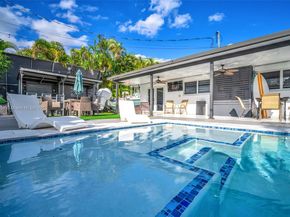 6520 SW 109th Ct, Miami FL 33173