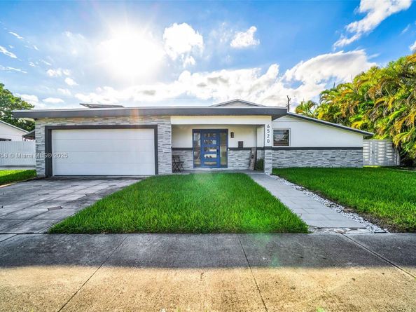 6520 SW 109th Ct, Miami FL 33173