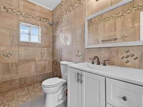 1281 NE 41st Pl, Homestead FL 33033