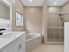 1281 NE 41st Pl, Homestead FL 33033