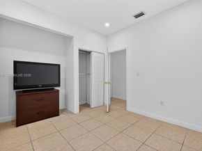 1281 NE 41st Pl, Homestead FL 33033