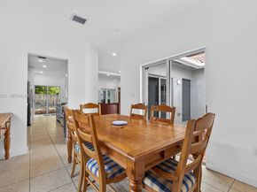 1281 NE 41st Pl, Homestead FL 33033