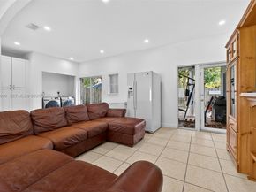 1281 NE 41st Pl, Homestead FL 33033