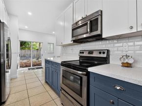 1281 NE 41st Pl, Homestead FL 33033