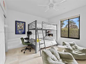 12000 NW 11th St, Plantation FL 33323