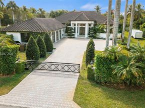 12000 NW 11th St, Plantation FL 33323