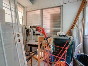 660 NE 67th St, Miami FL 33138
