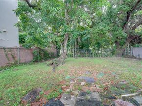 660 NE 67th St, Miami FL 33138