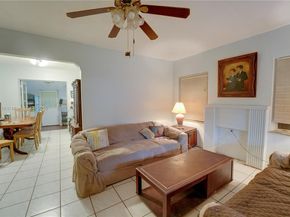 660 NE 67th St, Miami FL 33138