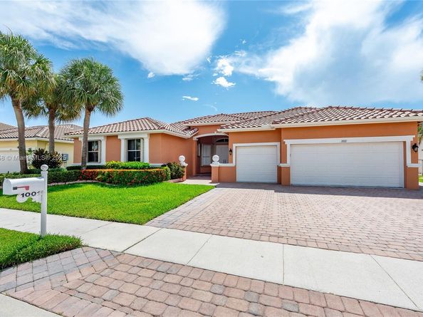 1001 SW 189th Ave, Pembroke Pines FL 33029