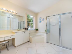 1001 SW 189th Ave, Pembroke Pines FL 33029