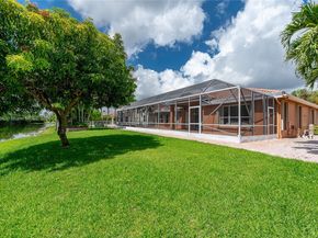 1001 SW 189th Ave, Pembroke Pines FL 33029