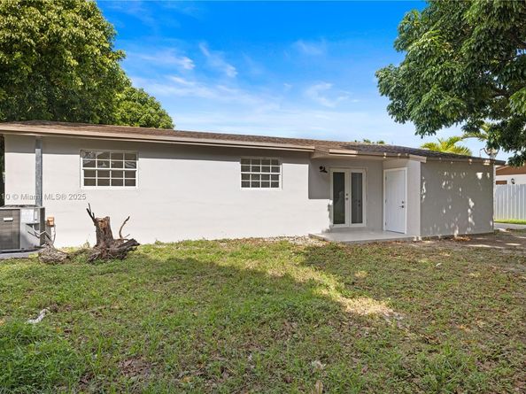 15080 SW 299th St, Homestead FL 33033