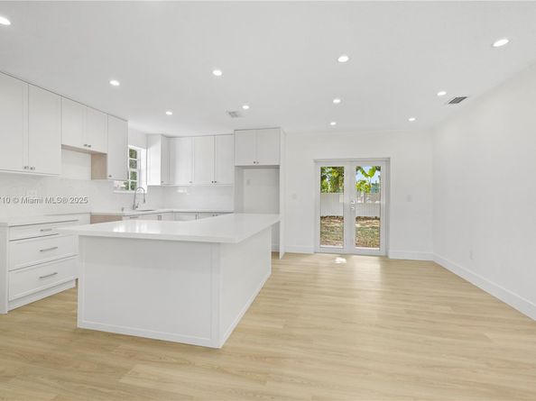 15080 SW 299th St, Homestead FL 33033