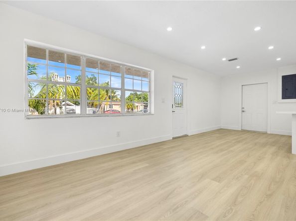 15080 SW 299th St, Homestead FL 33033