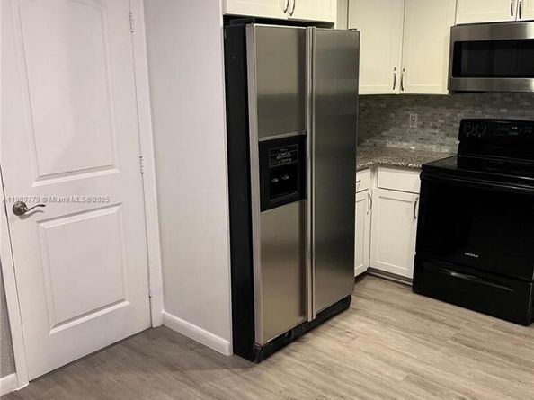 417 SW 8th Ave, Delray Beach FL 33444