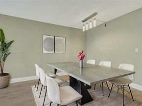 20100 W Country Club Dr 403, Aventura FL 33180