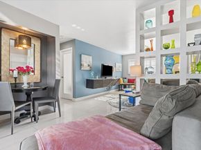 4100 Crystal Lake Dr 302, Deerfield Beach FL 33064