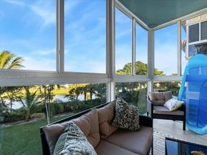 4100 Crystal Lake Dr 302, Deerfield Beach FL 33064