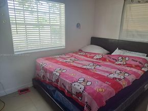 3900 SW 30th St, West Park FL 33023