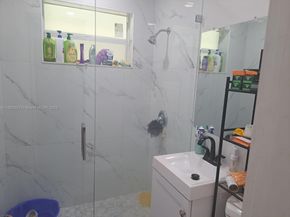 3900 SW 30th St, West Park FL 33023