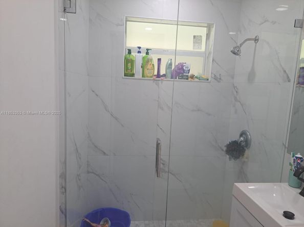 3900 SW 30th St, West Park FL 33023