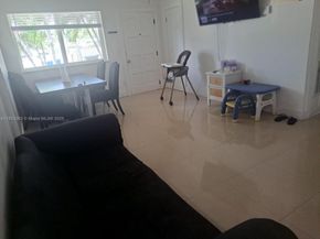 3900 SW 30th St, West Park FL 33023