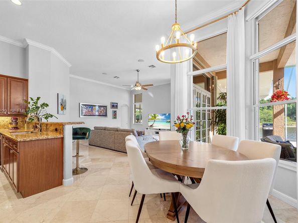 1470 Victoria Isle Dr, Weston FL 33327