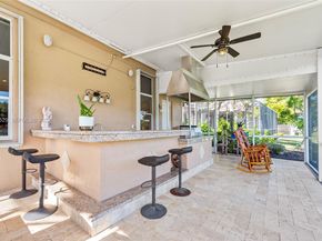 1470 Victoria Isle Dr, Weston FL 33327