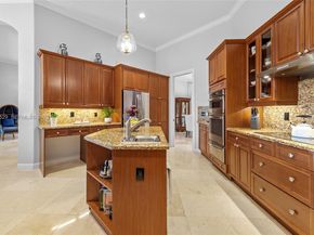 1470 Victoria Isle Dr, Weston FL 33327