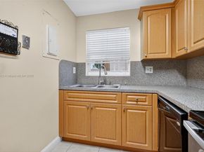 4291 W 10th Ct, Hialeah FL 33012