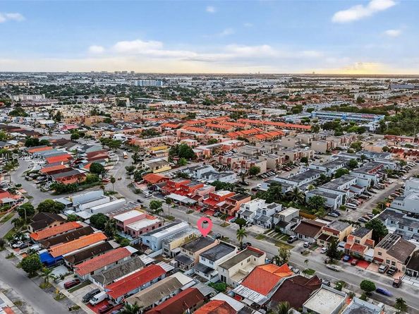 4291 W 10th Ct, Hialeah FL 33012