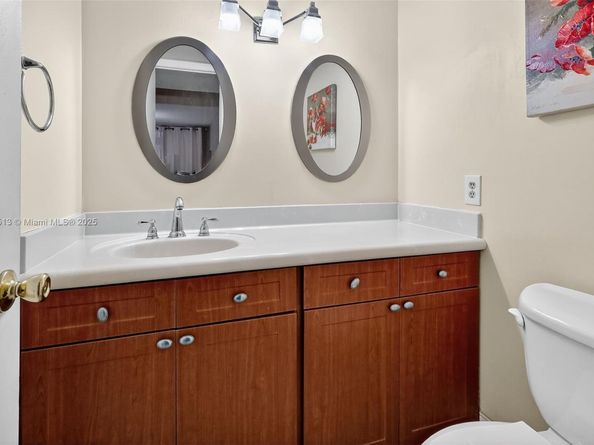 4291 W 10th Ct, Hialeah FL 33012