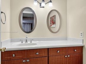 4291 W 10th Ct, Hialeah FL 33012