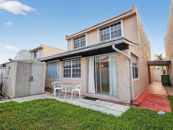 4291 W 10th Ct, Hialeah FL 33012