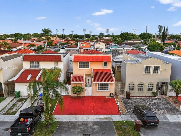 4291 W 10th Ct, Hialeah FL 33012