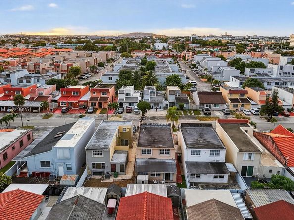4291 W 10th Ct, Hialeah FL 33012