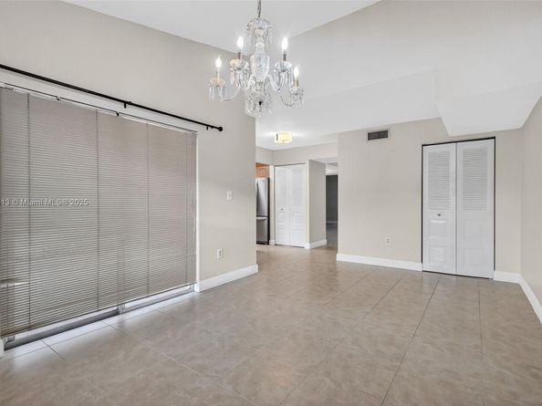 4291 W 10th Ct, Hialeah FL 33012