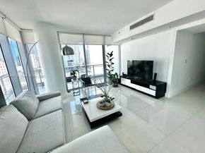 92 SW 3rd St 1410, Miami FL 33130