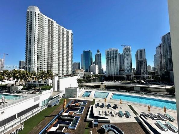 92 SW 3rd St 1410, Miami FL 33130
