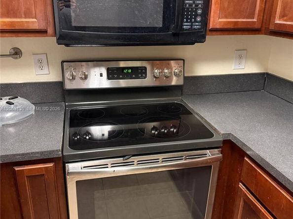 7650 Westwood Dr 509, Tamarac FL 33321