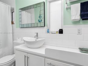 745-747 Lenox Ave, Miami Beach FL 33139