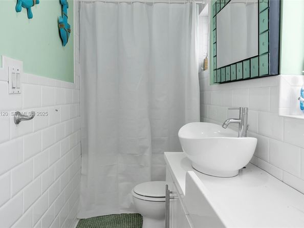 745-747 Lenox Ave, Miami Beach FL 33139