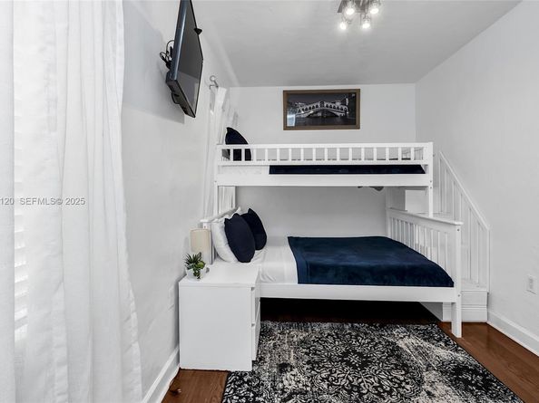 745-747 Lenox Ave, Miami Beach FL 33139