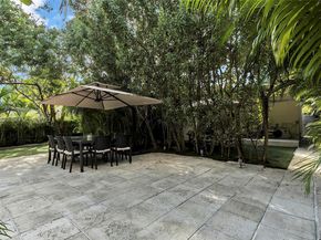 745-747 Lenox Ave, Miami Beach FL 33139