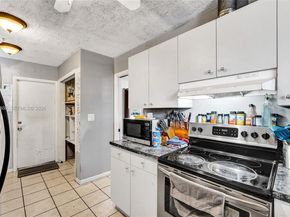 7570 Johnson St, Hollywood FL 33024