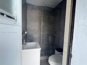 14651 SW 16th St, Davie FL 33325