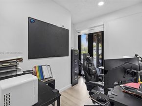 14651 SW 16th St, Davie FL 33325