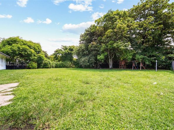 10440 SW 178th St, Miami FL 33157